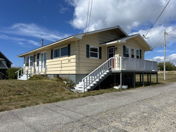 2541 Main Street