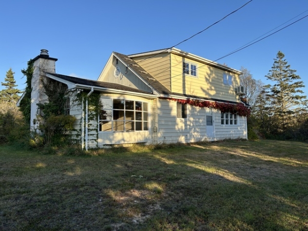 7532 Hwy 3, Upper Wood's Harbour