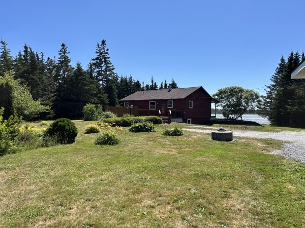 712 Villagedale Road